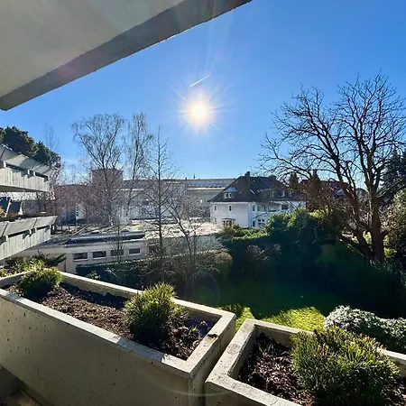 Olive Mit Balkonen & Elektrogrill, 24h Self-check-in, Free Parking, Netflix & Wifi, Lage, Naehe Kem Kliniken *