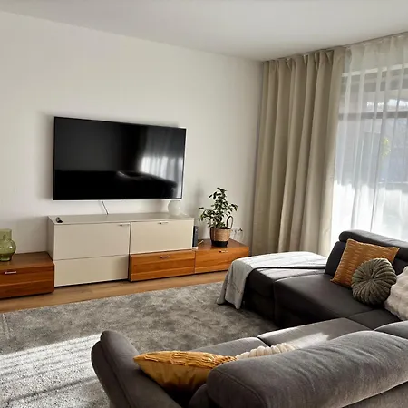 Apartament Olive Mit Balkonen & Elektrogrill, 24h Self-check-in, Free Parking, Netflix & Wifi, Lage, Naehe Kem Kliniken Essen