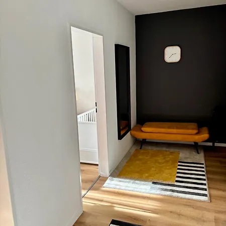 Apartament Olive Mit Balkonen & Elektrogrill, 24h Self-check-in, Free Parking, Netflix & Wifi, Lage, Naehe Kem Kliniken *