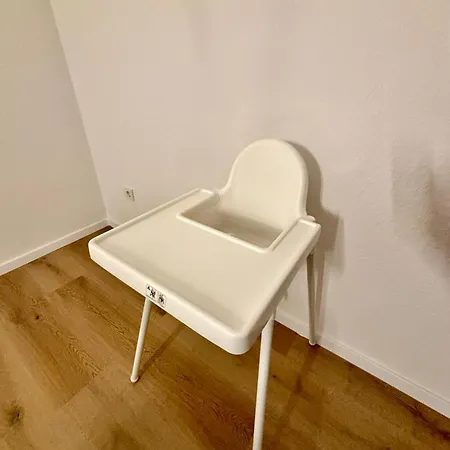 Olive Mit Balkonen & Elektrogrill, 24h Self-check-in, Free Parking, Netflix & Wifi, Lage, Naehe Kem Kliniken Apartmán Essen