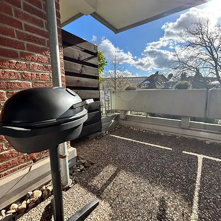 Olive Mit Balkonen & Elektrogrill, 24h Self-check-in, Free Parking, Netflix & Wifi, Lage, Naehe Kem Kliniken Apartament *