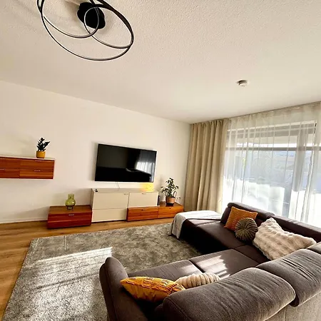 Lägenhet Olive Mit Balkonen & Elektrogrill, 24h Self-check-in, Free Parking, Netflix & Wifi, Lage, Naehe Kem Kliniken Essen